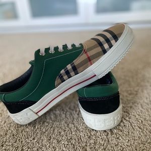 Burberry shoes